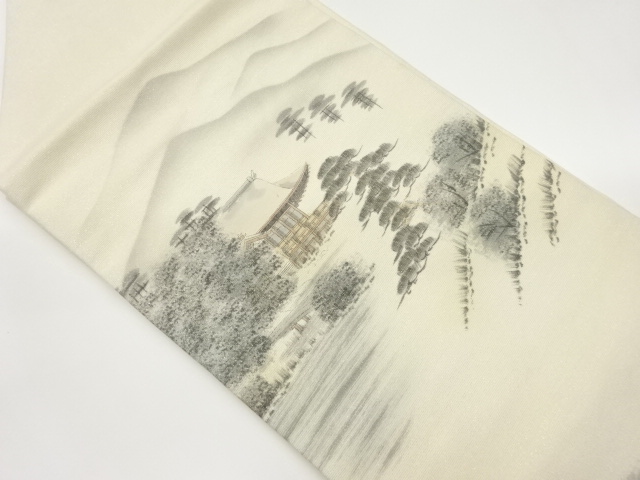 手描き寺院に山模様織出し名古屋帯